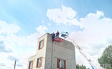 Курские спасатели провели занятия по эвакуации людей из высотных зданий