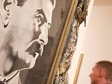 Правнук Сталина выступил против захоронения прадеда на родовом кладбище