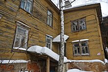Главы районных администраций ответят за аварийные неснесенные дома в Нижегородской области