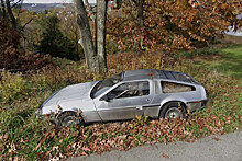 Заброшенный DeLorean найден на картах Google