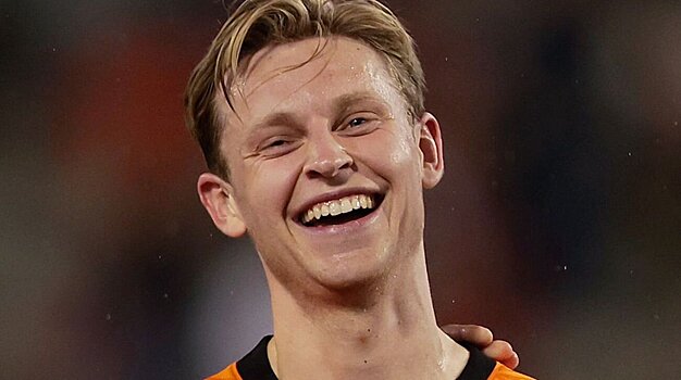 Луи ван Гал: «Считаю, что де Йонг стоит 112 млн евро. Он дает команде особые качества»