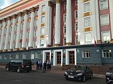 Дом Советов передумал экономить на замене лифта