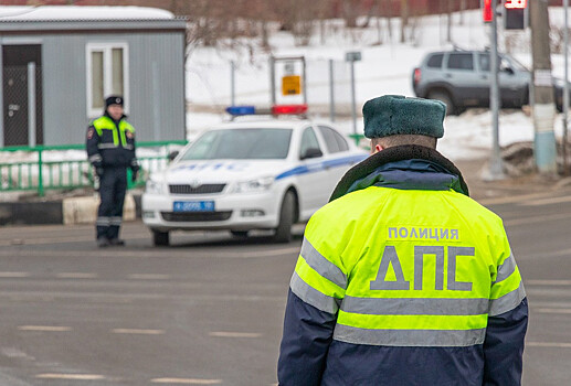 Пьяный приморец, устроивший ДТП, напал на полицейских