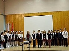 Школьники Преображенки приняли участие в традиционном школьном празднике песни