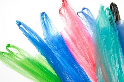 Россияне стали реже покупать пластиковые пакеты