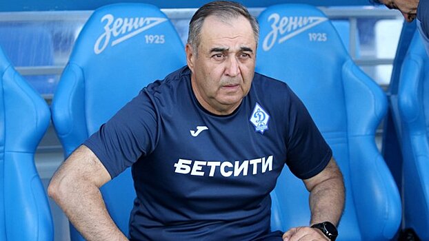 В махачкалинском "Динамо" ответили на вопрос о возможной отставке главного тренера