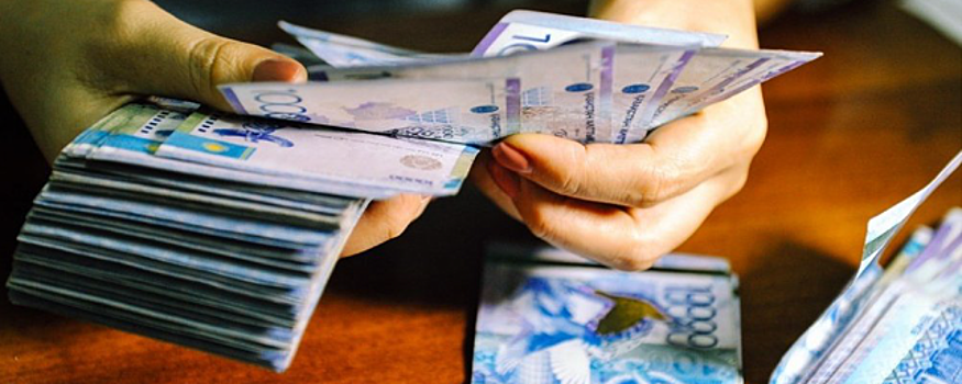 В Казахстане хотят взять на контроль доходы и расходы чиновников