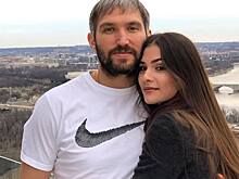 Жена Александра Овечкина поделилась детским снимком супруга