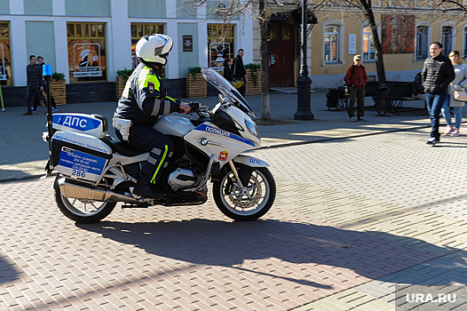 Челябинские полицейские пересели на мотоциклы