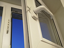 Россиянам порекомендовали проветривать комнату три — пять раз в день