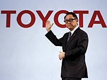 Главе Toyota Motor выплатили рекордно большую премию за успехи в работе