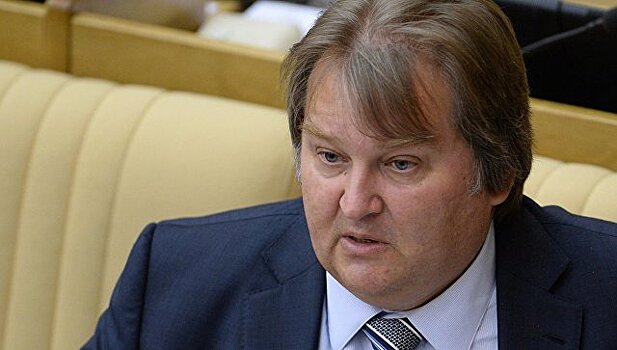 Депутат Емельянов против возврата к летнему времени