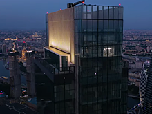 В апартаментах небоскрёба Москва-Сити рухнула стена