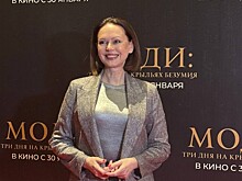 «Я столько не зарабатываю»: Ирина Безрукова рассказала о коллекционировании картин и выгорании на работе