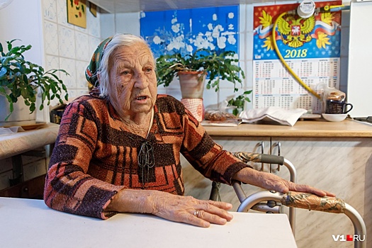 «Верните мой блестящий гаражик»: 90-летнюю участницу Сталинградской битвы отрезали от внешнего мира