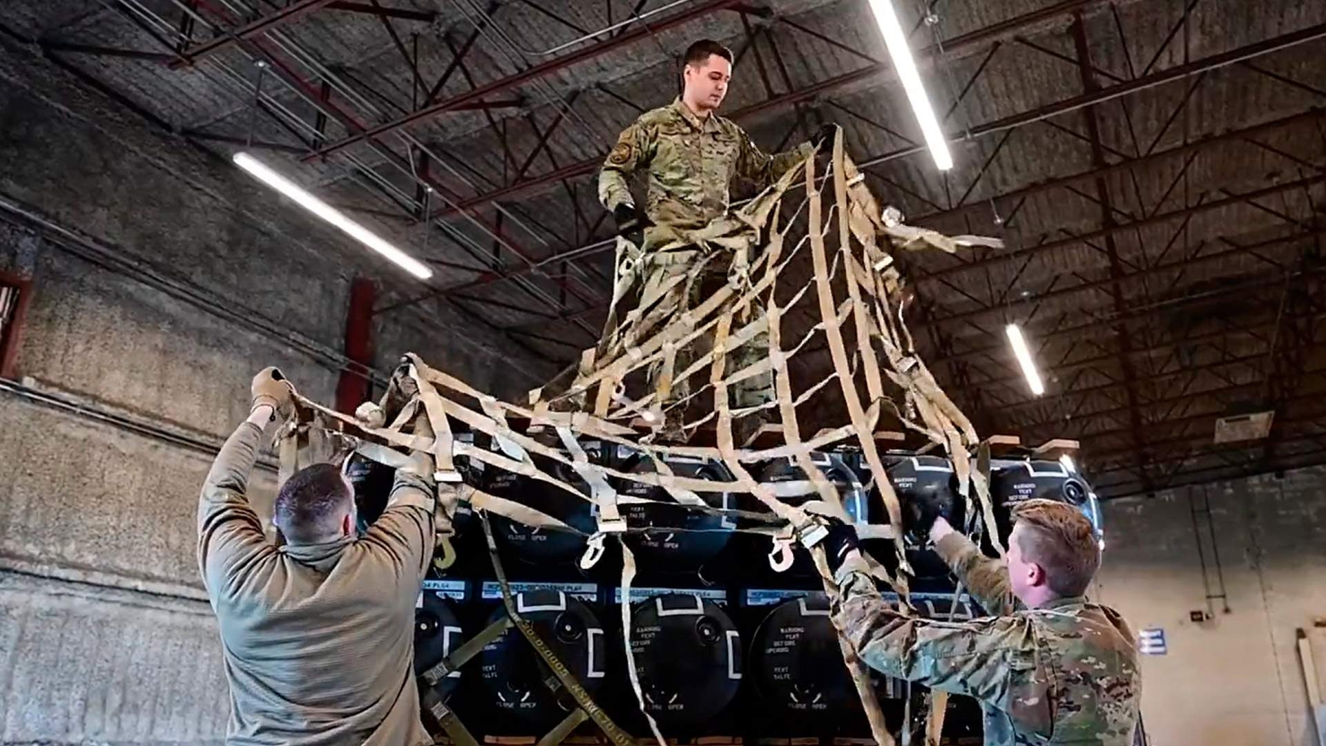 В США раскрыли, какое оружие Вашингтон перестал поставлять Украине