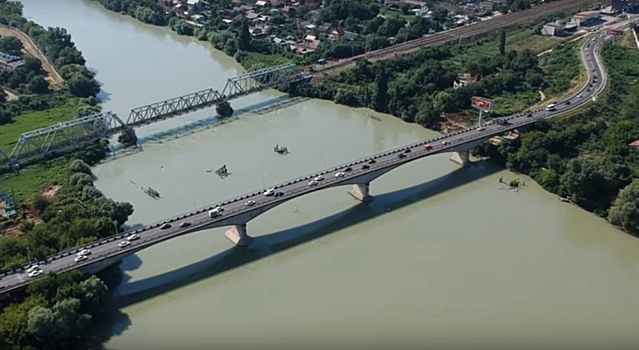 Евгений Первышов назвал сроки строительства нового Яблоновского моста
