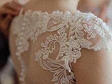 Невеста покрылась волдырями из-за свадебного платья и кольца