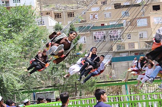 Радоваться жизни даже во время войны: в Кабуле открыли парк развлечений