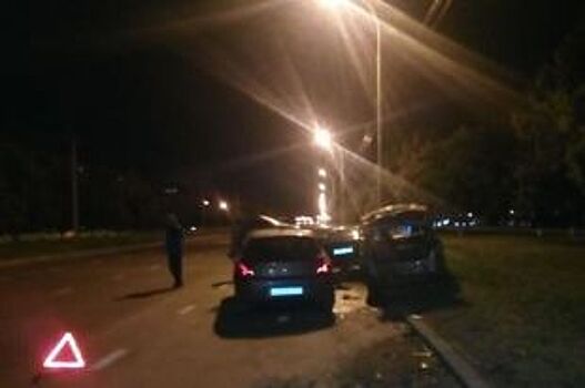 МВД: В Тольятти автомобилистка протаранила три припаркованные машины