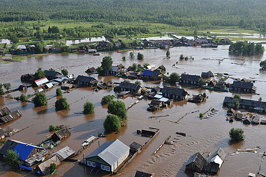 Вода покинула российские дома после наводнений в Приморье