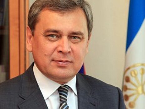 Председатель ЦИК РБ Хайдар Валеев отзывает свою докторскую диссертацию для доработки