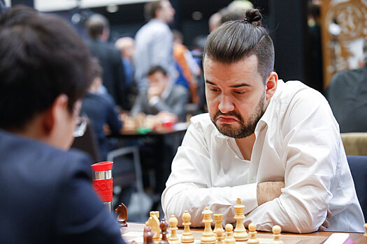 Ян Непомнящий восьмой раз подряд сыграл вничью на этапе серии Grand Chess Tour