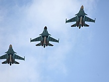 «Мир готовится к войне». Су-27 перехватил самолет-разведчик США