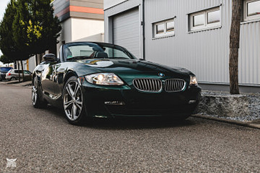 BMW Z4 3.0si Roadster E85 LCI 2020 в цвете Lago Green от SchwabenFolia