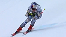 Чешская горнолыжница на высокой скорости протаранила ограждения и попала на видео
