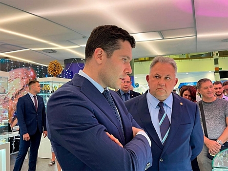 Калининградская область договорилась с Китаем о янтарной комнате и продаже изделий из камня