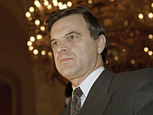 Хасбулатов ответил Путину, что при Ельцине в правительстве не было сотрудников ЦРУ