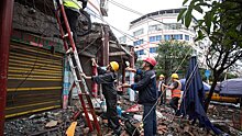 Более ста человек погибли из-за землетрясения в Китае