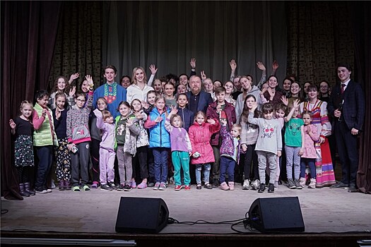 Студенты МГИК порадовали детей из ДНР и ЛНР ярким концертом