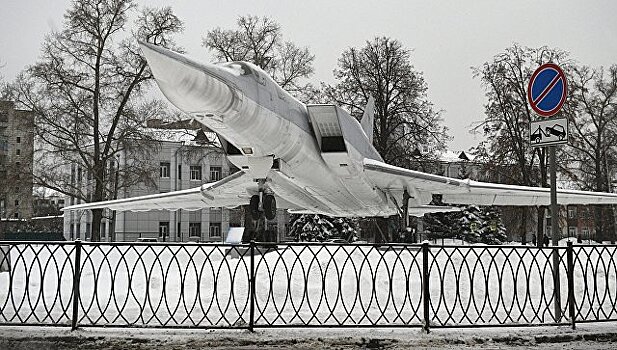 Весь парк ракетоносцев Ту-160 обновят к 2030 году