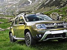 LADA Niva оставляет позади Duster: Автомобилисты сравнили кроссоверы в Сети