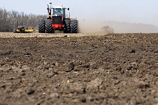 Минский тракторный завод поставит в Приангарье сельхозтехнику на льготных условиях