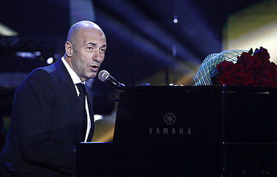 Между роялем и роялти. Как Крутой превратил советскую эстраду в российский шоу-бизнес