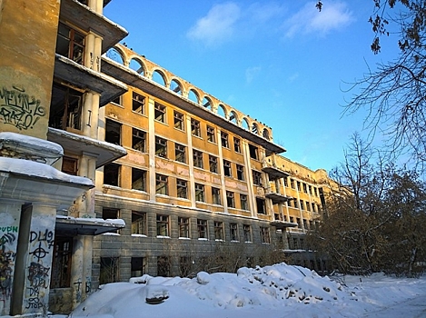 В Екатеринбурге создали фонд реконструкции заброшенной больницы