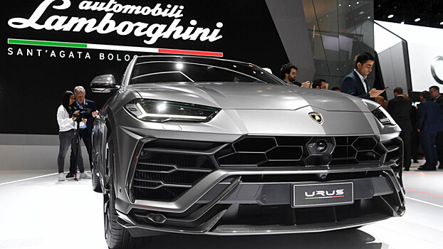 Внедорожник Lamborghini Urus перейдет на гибридные двигатели