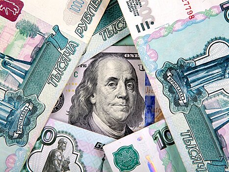 "Известия": в апреле доллар может упасть ниже 80 рублей
