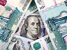 "Известия": в апреле доллар может упасть ниже 80 рублей
