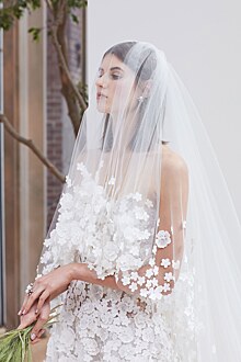 Платье мечты: Oscar de la Renta представил свадебную коллекцию 2018