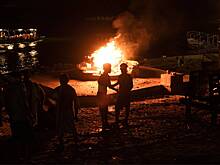 Родственники умершего жениха сожгли его невесту