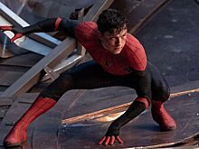 Пользователи атаковали Тома Холланда в соцсетях после скандала с Ларисой Долиной