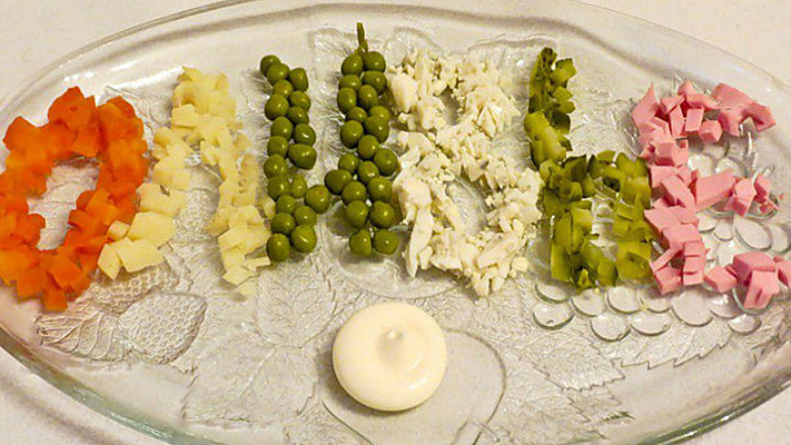 Салат оливье классический с колбасой и солеными огурцами рецепт с фото пошагово
