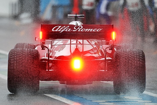 В Alfa Romeo поблагодарили болельщиков за поддержку