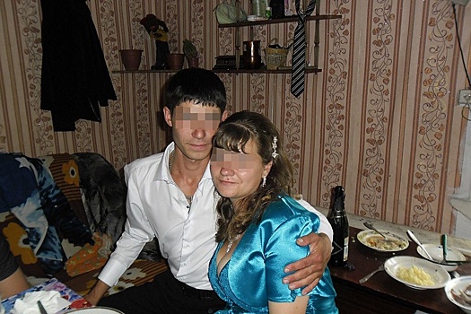 В Бурятии похоронили многодетных родителей, погибших в пожаре