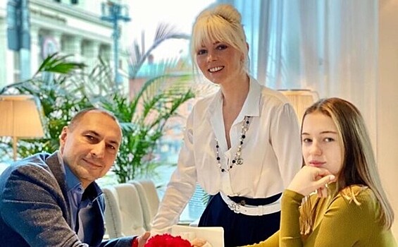 На известной телеведущей женился экс-супруг балерины Анастасии Волочковой