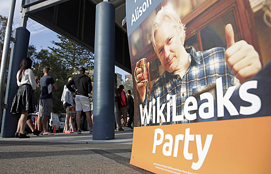 WikiLeaks высмеял доклад США о кибератаках РФ